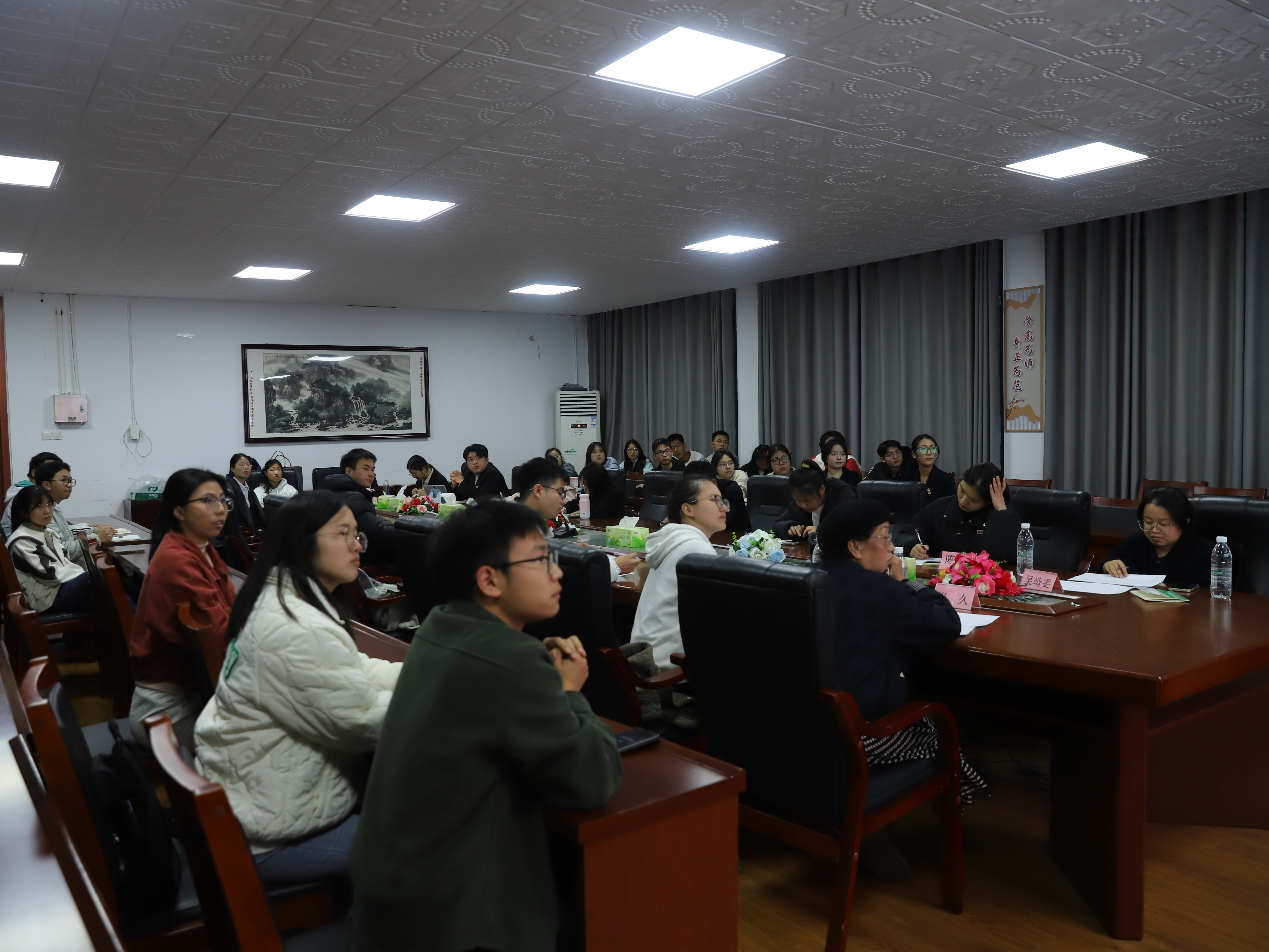 图为活动现场.JPG